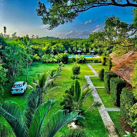 Happy Man Village Bentota Exterior photo
