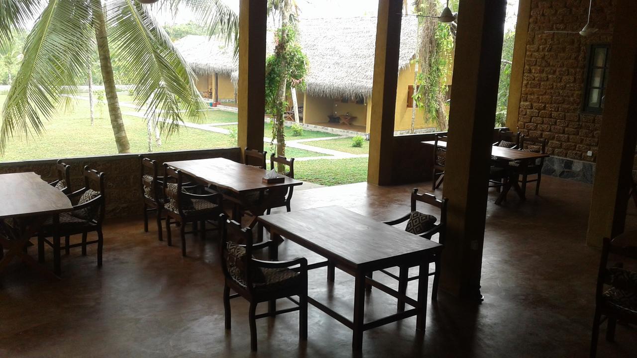 Happy Man Village Bentota Room photo